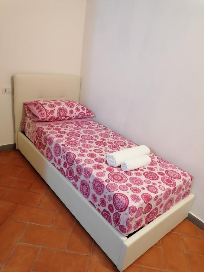 Oberdan'S Paradise Lt Firenze Esterno foto
